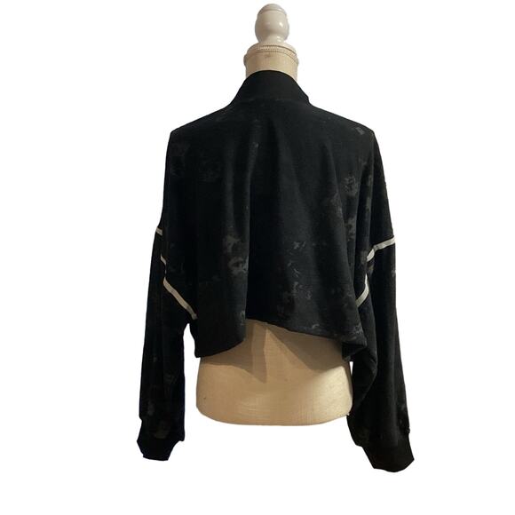 Nike Cropped Pullover - Picture 3 of 5